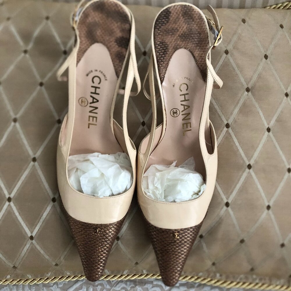 Chanel Sling back leather shoes,2 1/2 " heels , embossed toe CC,Sz;7-7 1/2